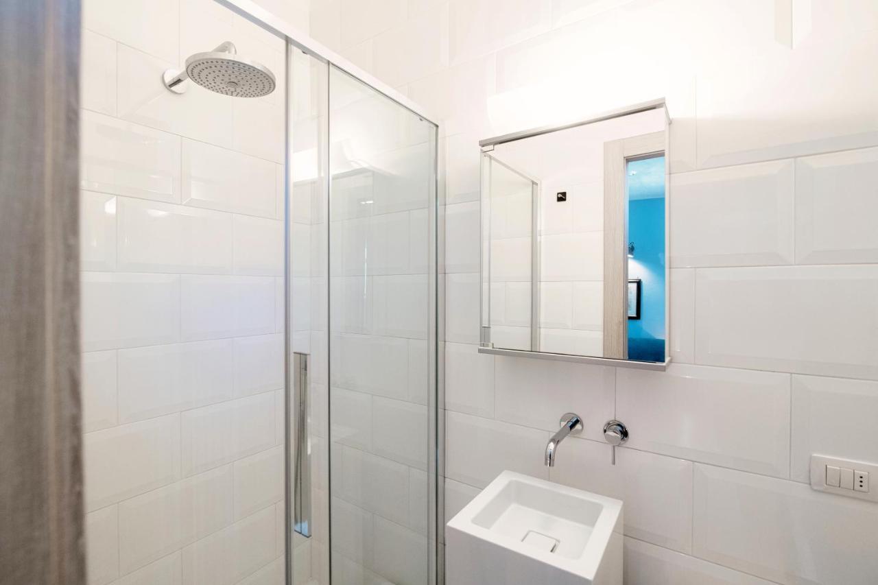 Barbablue Flat - The House Of Travelers Apartman Como Kültér fotó