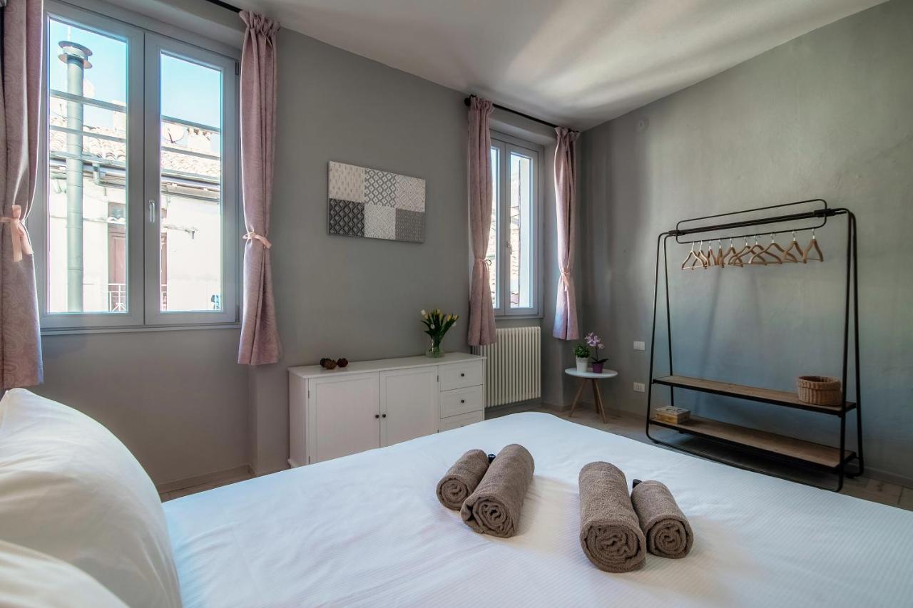 Barbablue Flat - The House Of Travelers Apartman Como Kültér fotó